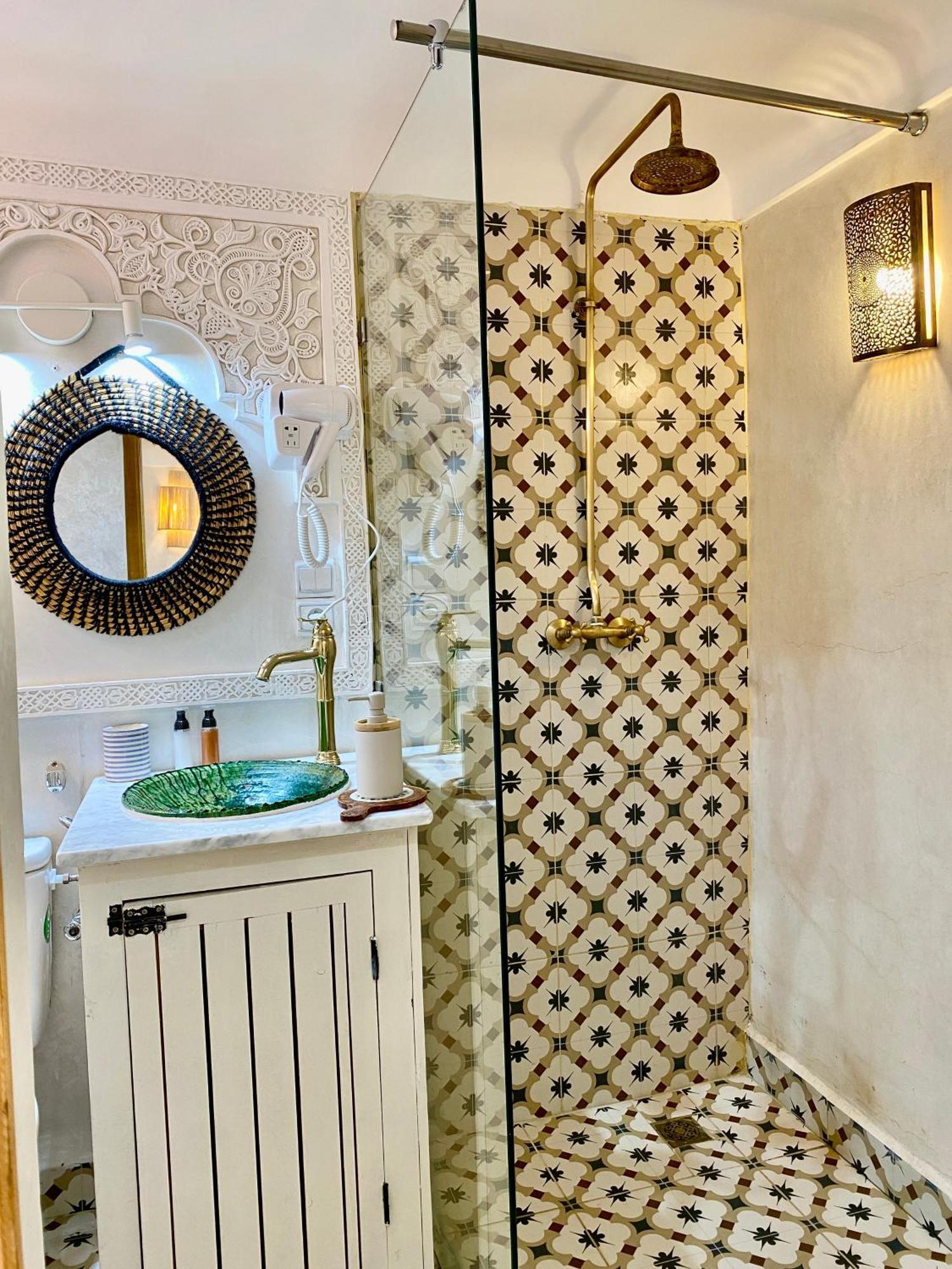 Vines Riad