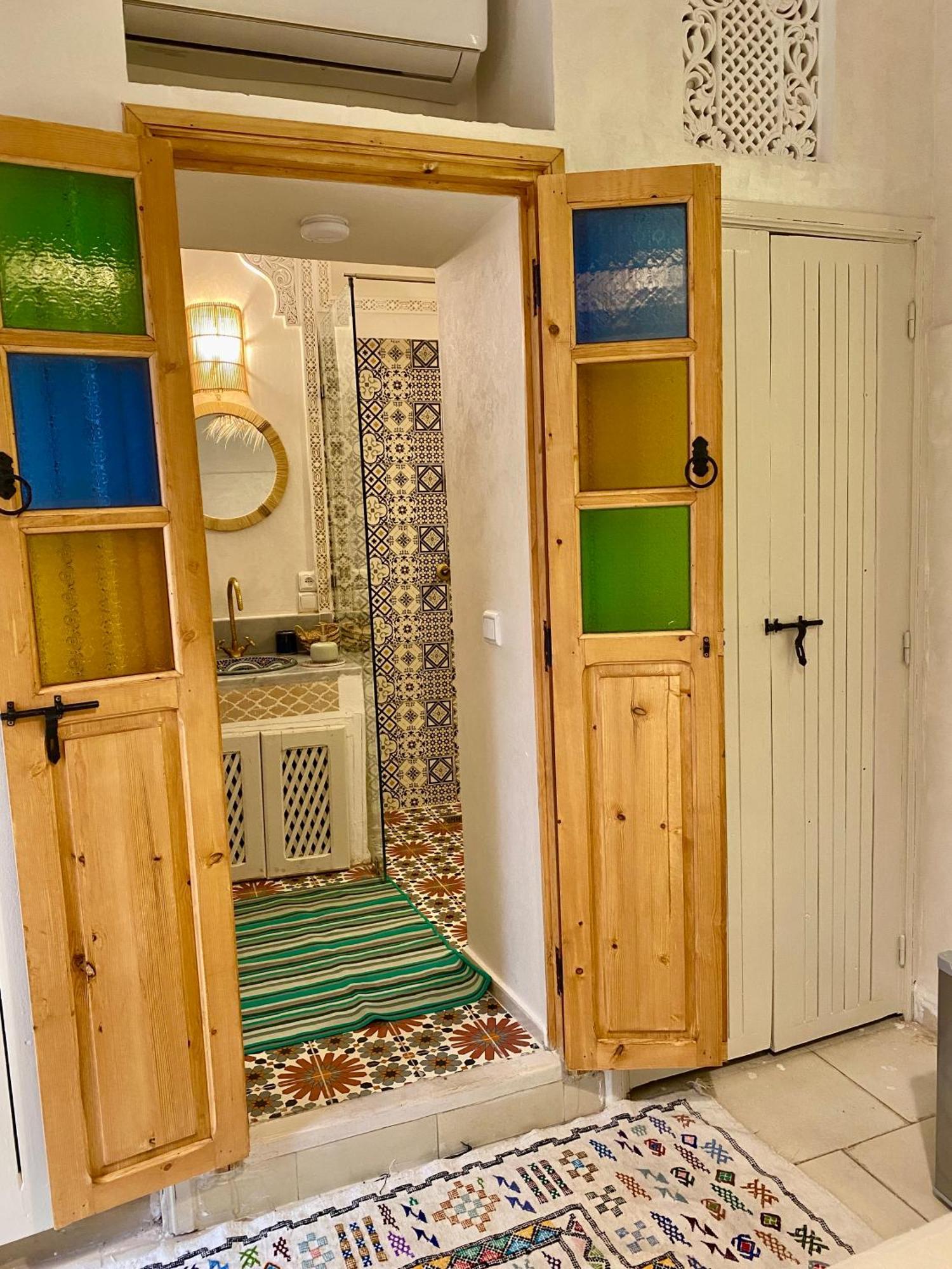 Riad Vines *