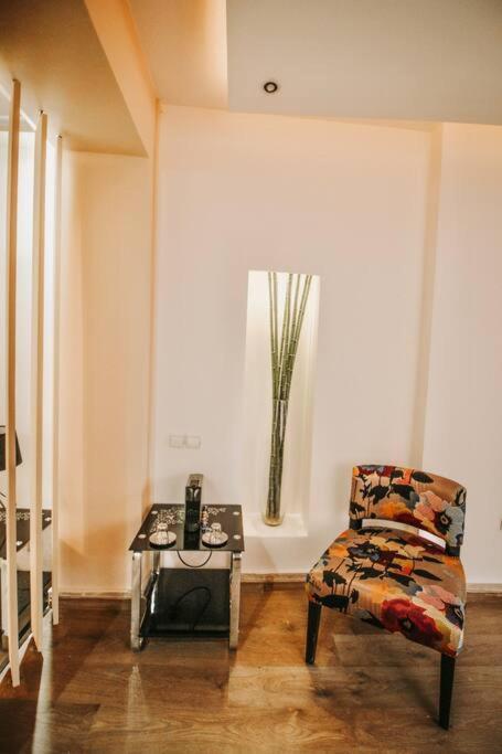 Confortable Et Chic, Gueliz, Carre Eden Appartement