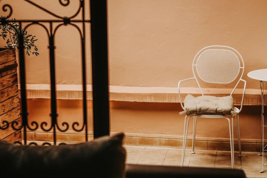 Appartement Confortable Et Chic, Gueliz, Carre Eden *