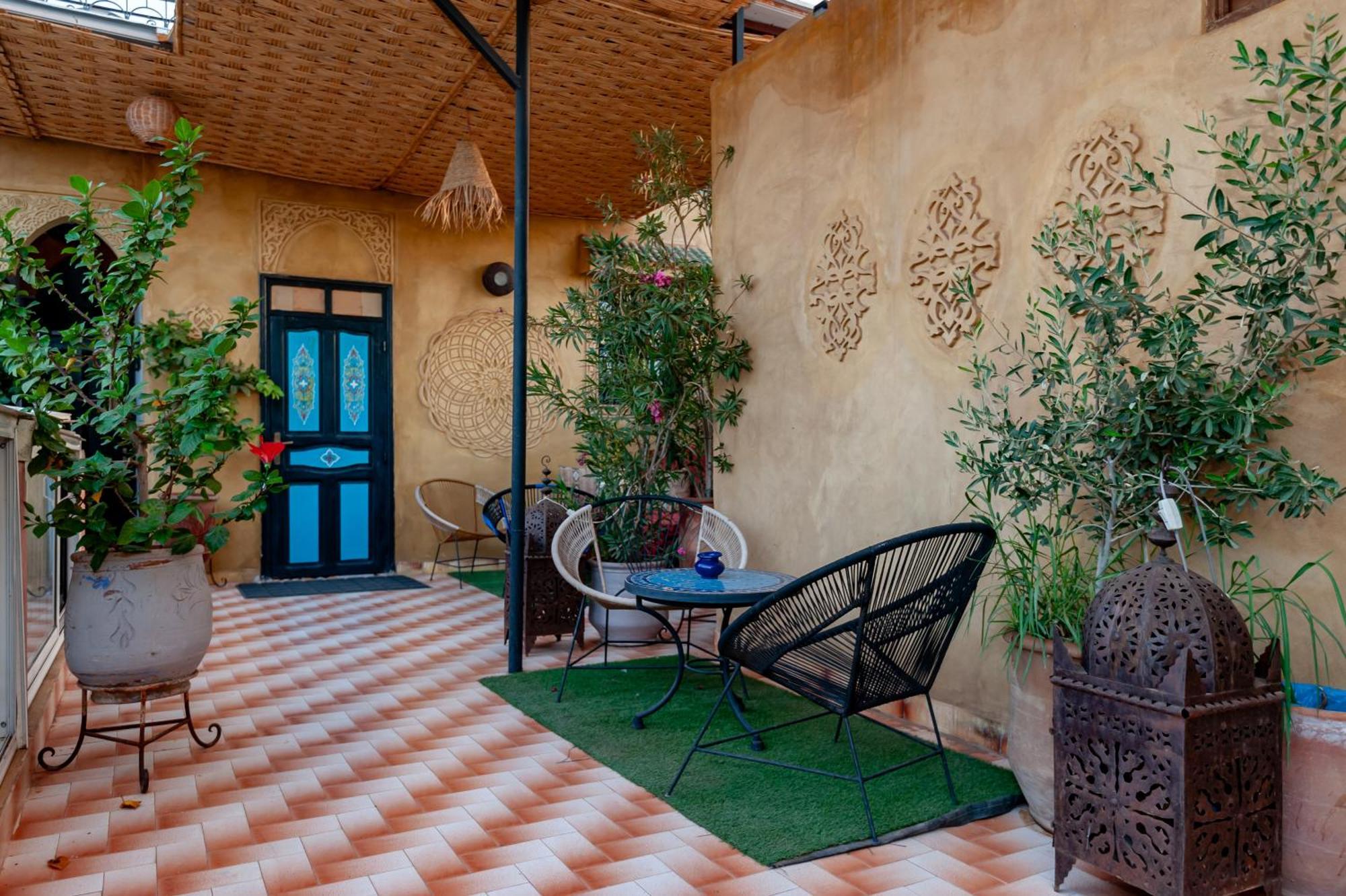 Losra Riad