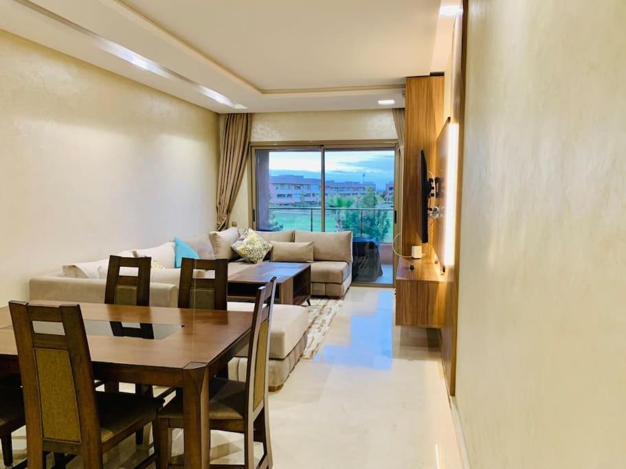 Experience Luxueuse Golf Prestigia Saphir By Kech