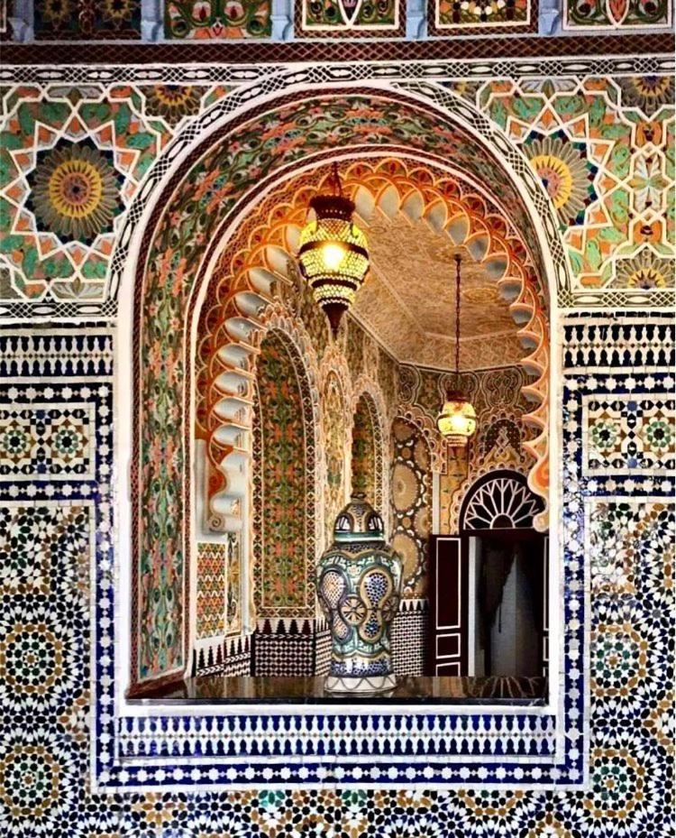 Sidny Riad *