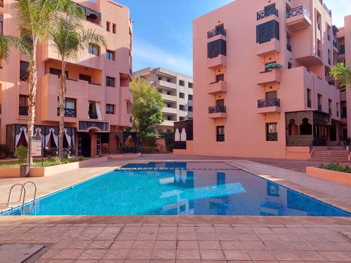 Somptueux Avec Terrasse Et Piscines Appartement Marrakesh