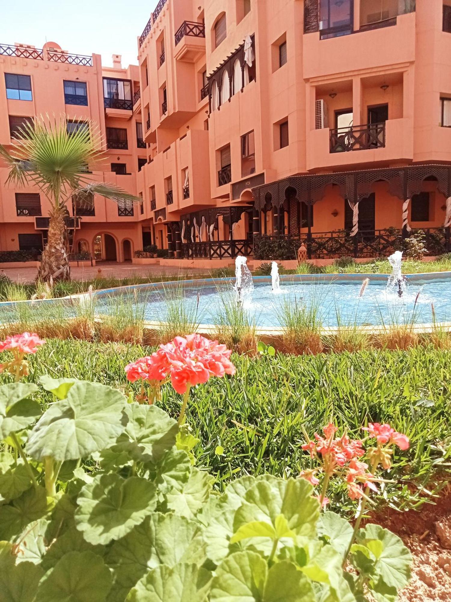 Appartement Somptueux Avec Terrasse Et Piscines *