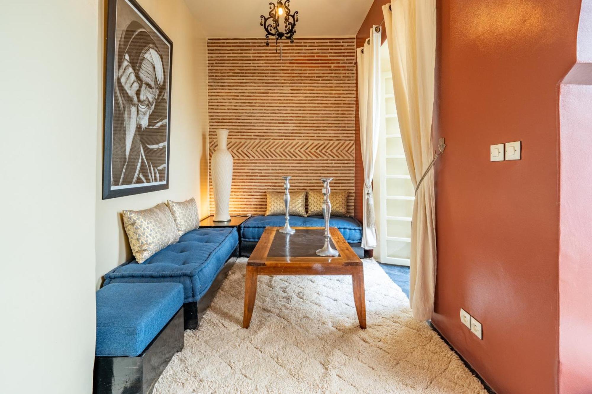 Sabbar Private 4-bedroom With Heated Pool, Free Wifi & Breakfast Riad *