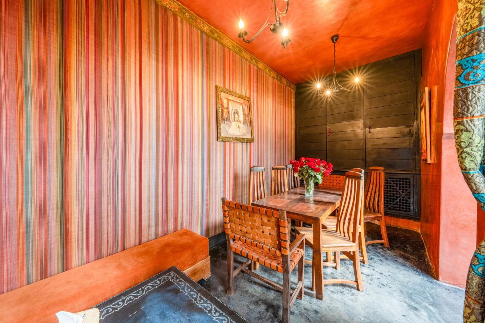 Sabbar Private 4-bedroom With Heated Pool, Free Wifi & Breakfast