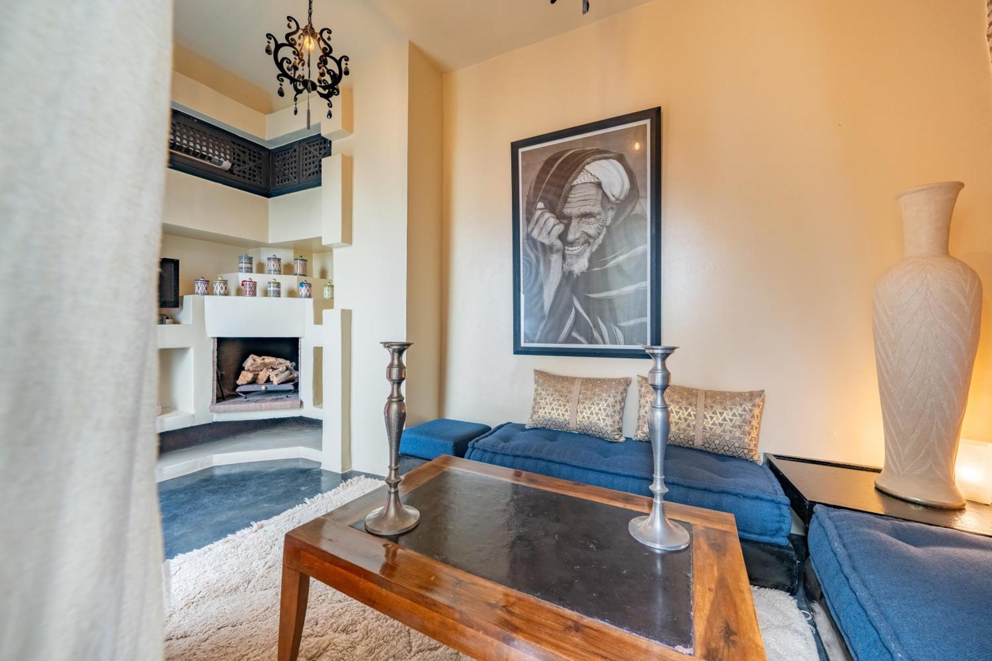 Sabbar Private 4-bedroom With Heated Pool, Free Wifi & Breakfast