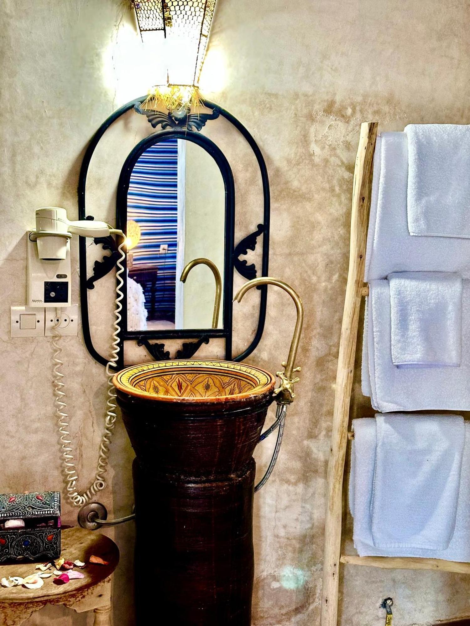 Glamping Yes We Camps Luxury & *