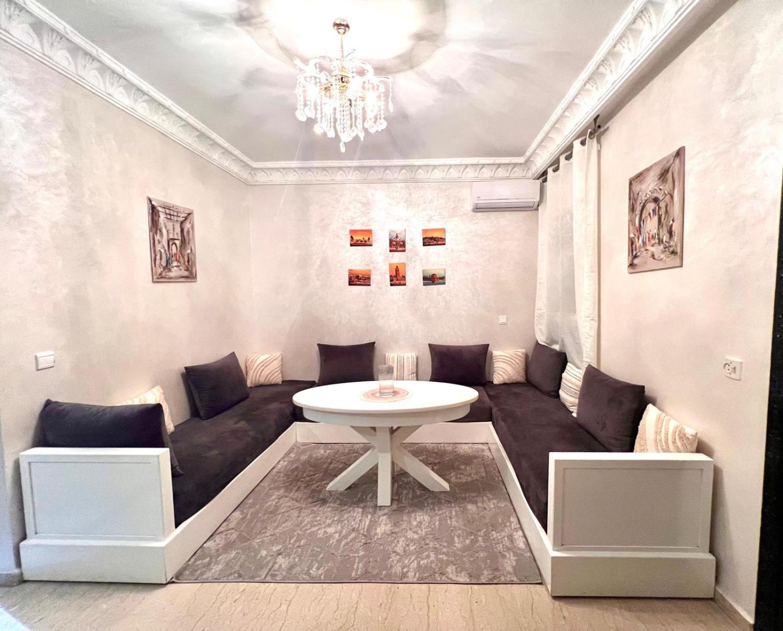 Miramas 1 Apartment