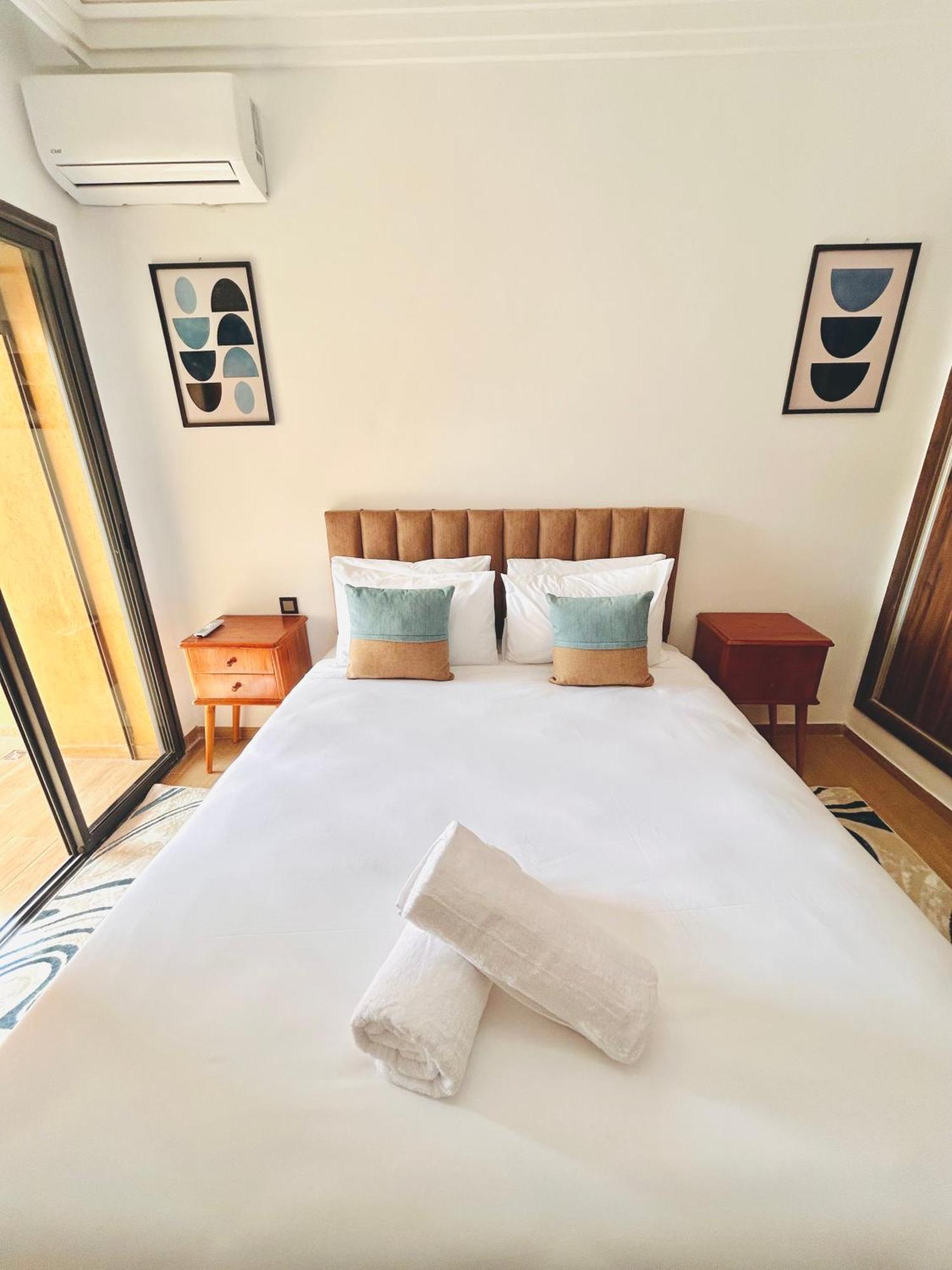 Appartamento New In Gueliz, Pool, Balcony & Parking *