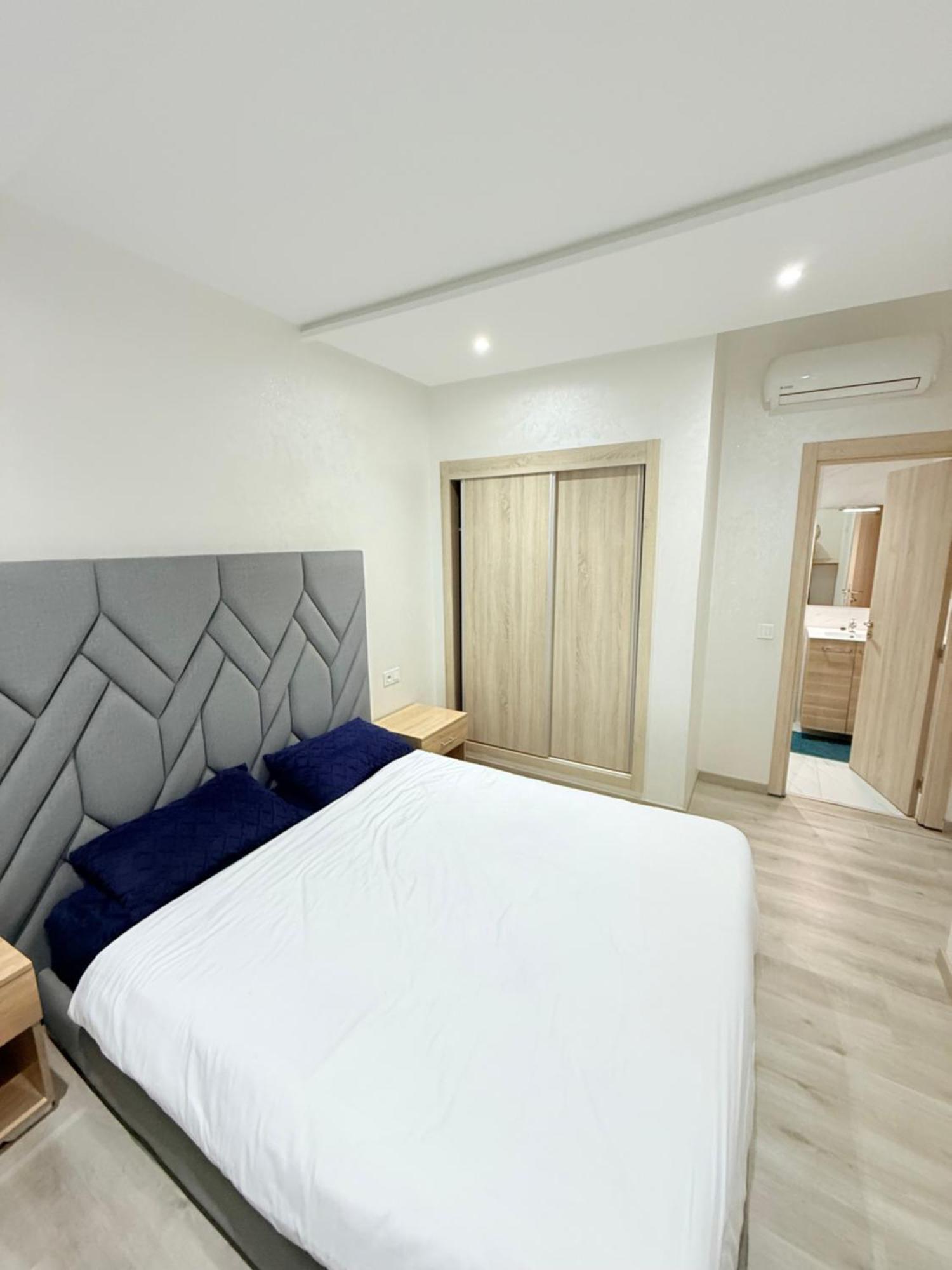N13 Parfait Piscine Family Appartement
