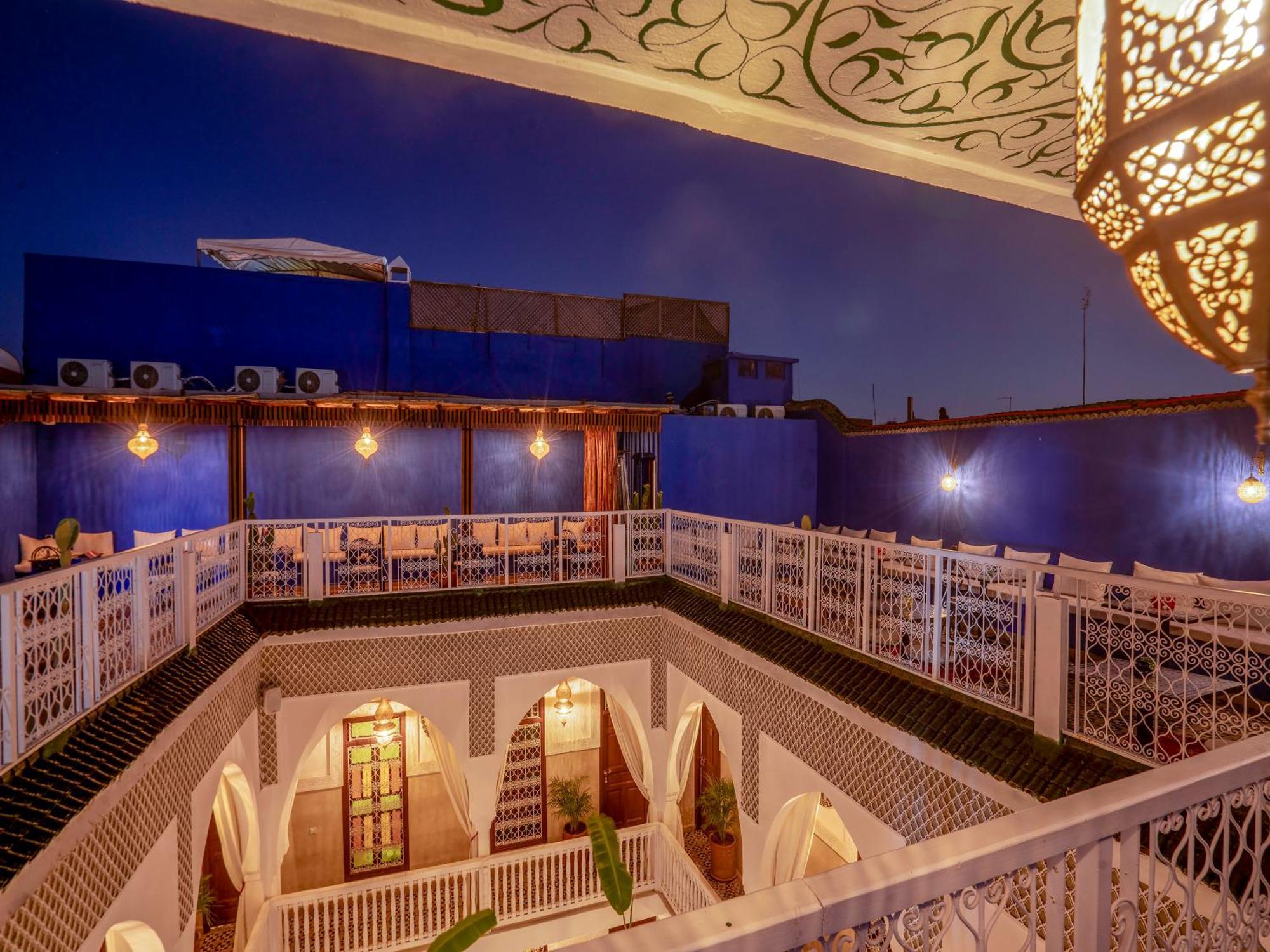 Nuits D'orient Boutique &