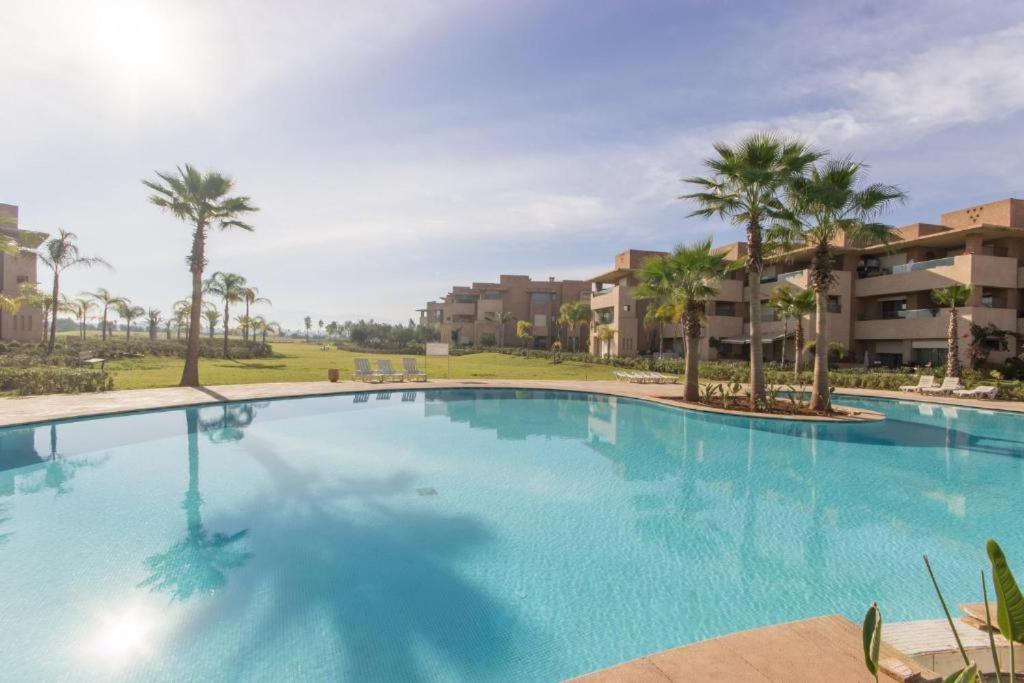 Appartement Jardins Et Piscine *