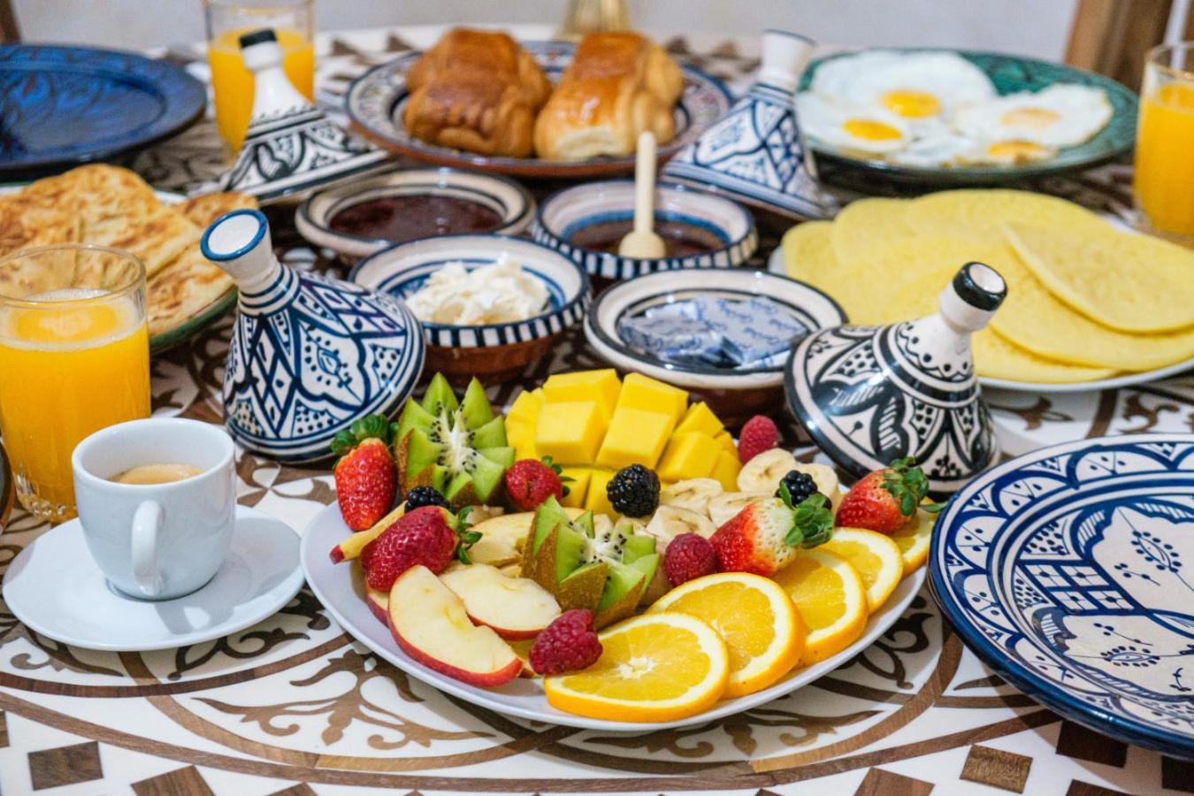 Davia - Jacuzzi Rooftop - Breakfast