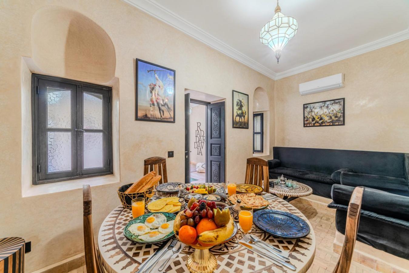 Riad Davia - Jacuzzi Rooftop - Breakfast *