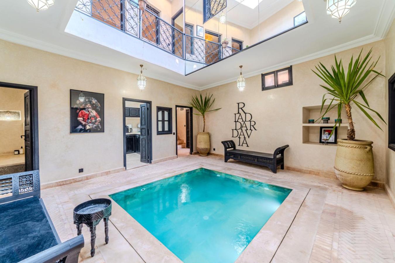 Davia - Jacuzzi Rooftop - Breakfast Riad Marrakesh