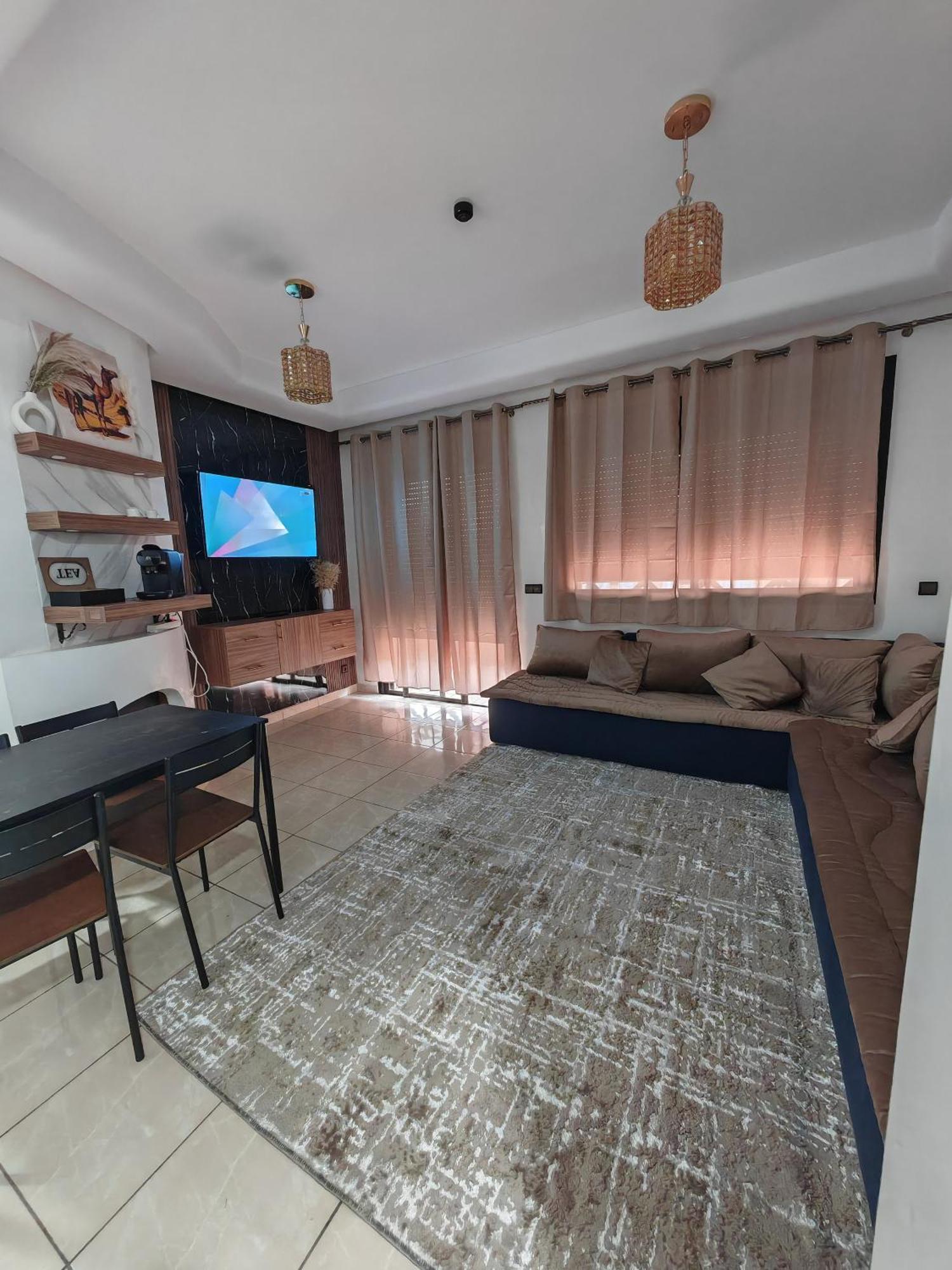 Appartement Chic Familiale A Marrakech, 5 Piscines, Vue Imprenable *