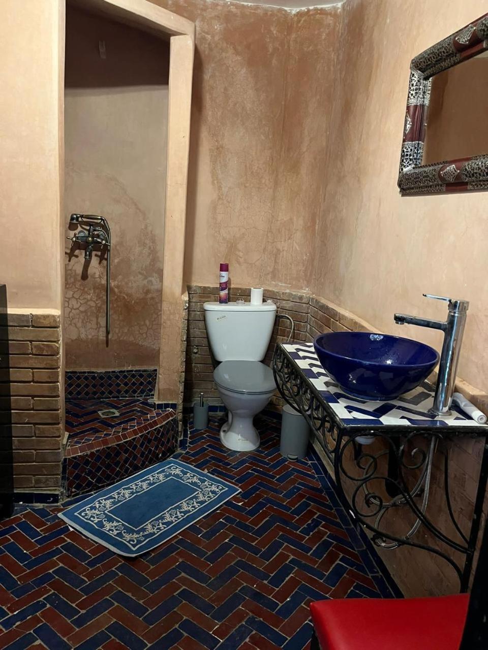 Appartement Elegant 4-bedroom With Pool *