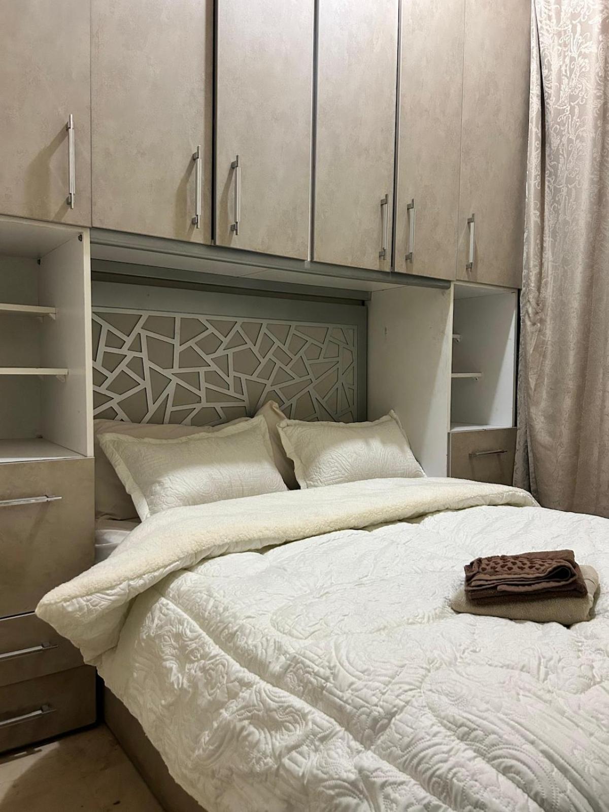 Cozy Close To Downtown Appartement