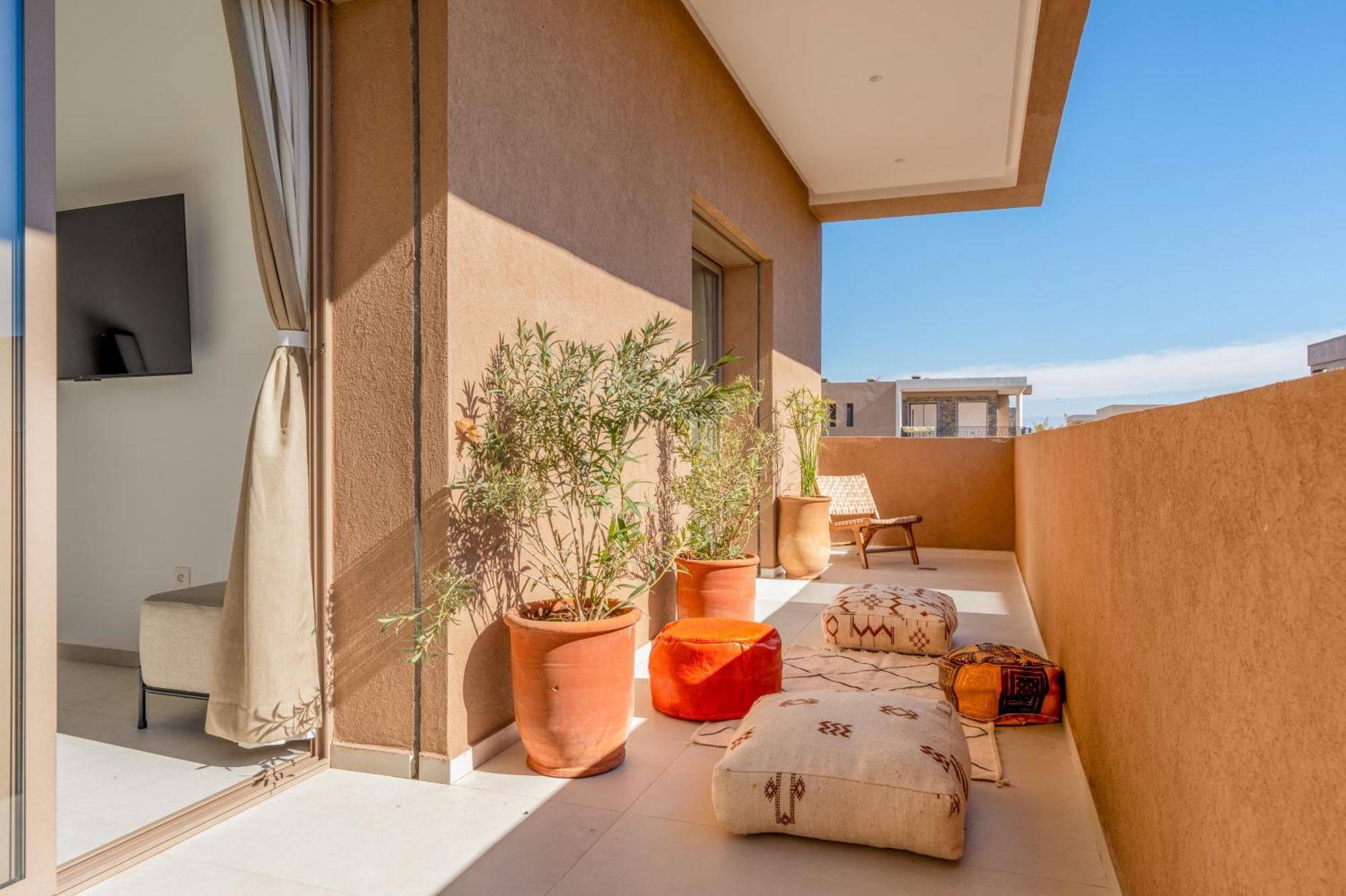 Dar Yas, A 20min Du Centre Avec Piscine Chauffee, Cuisiniere, Chauffeur, Air Hockey, Ping-pong & Jeux De Societe *