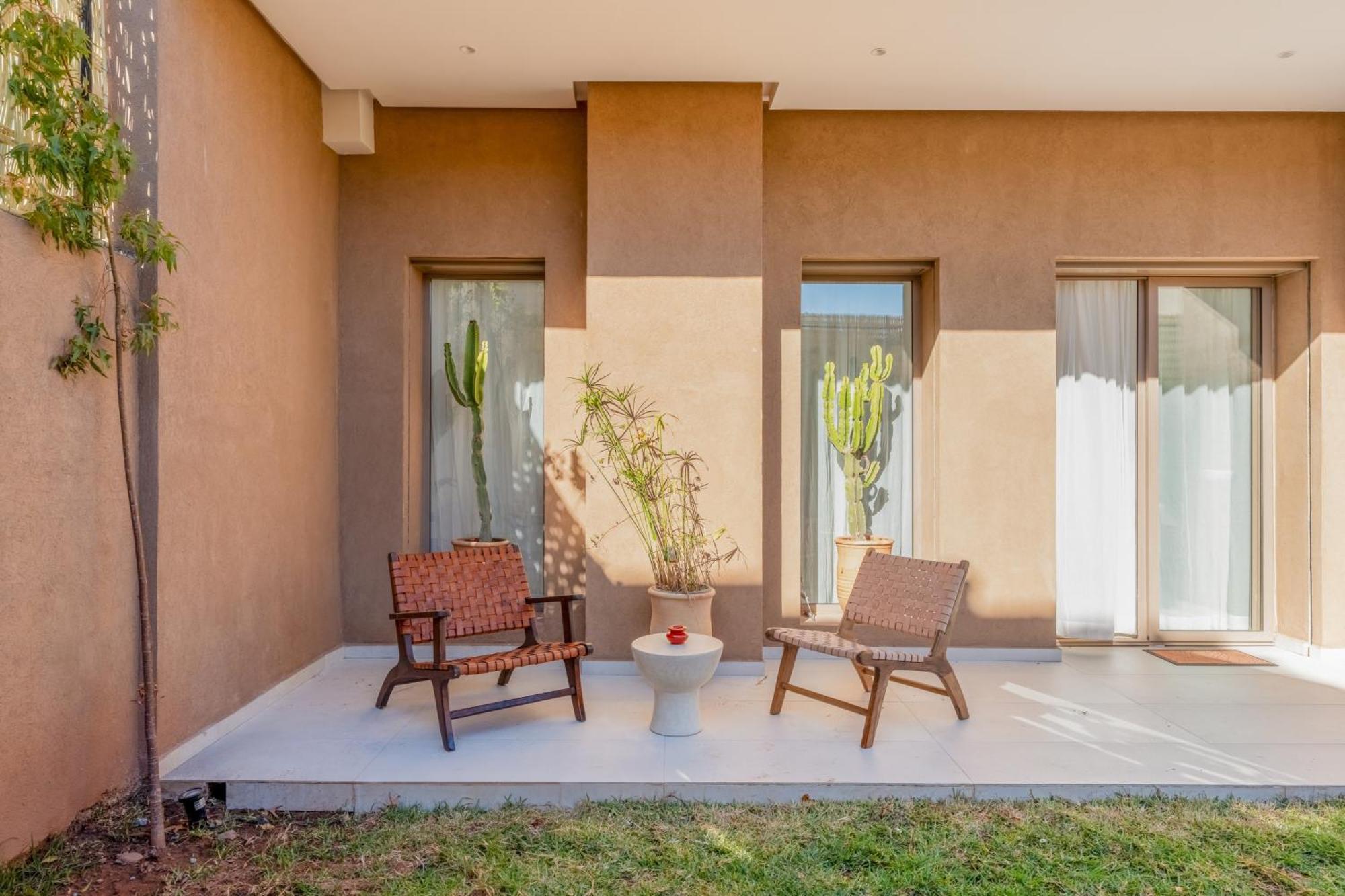 Villa Dar Yas, A 20min Du Centre Avec Piscine Chauffee, Cuisiniere, Chauffeur, Air Hockey, Ping-pong & Jeux De Societe Marrakesh