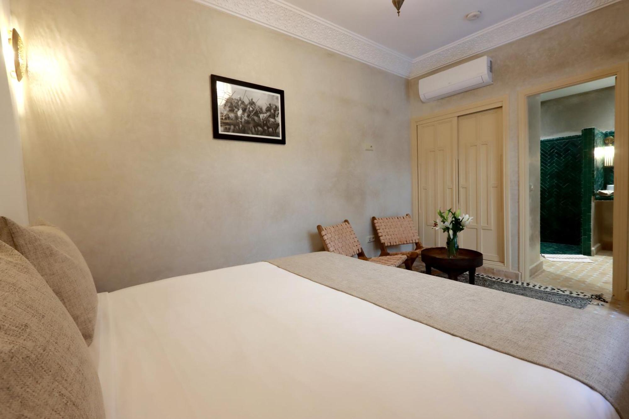 Valentine Bed & Breakfast *
