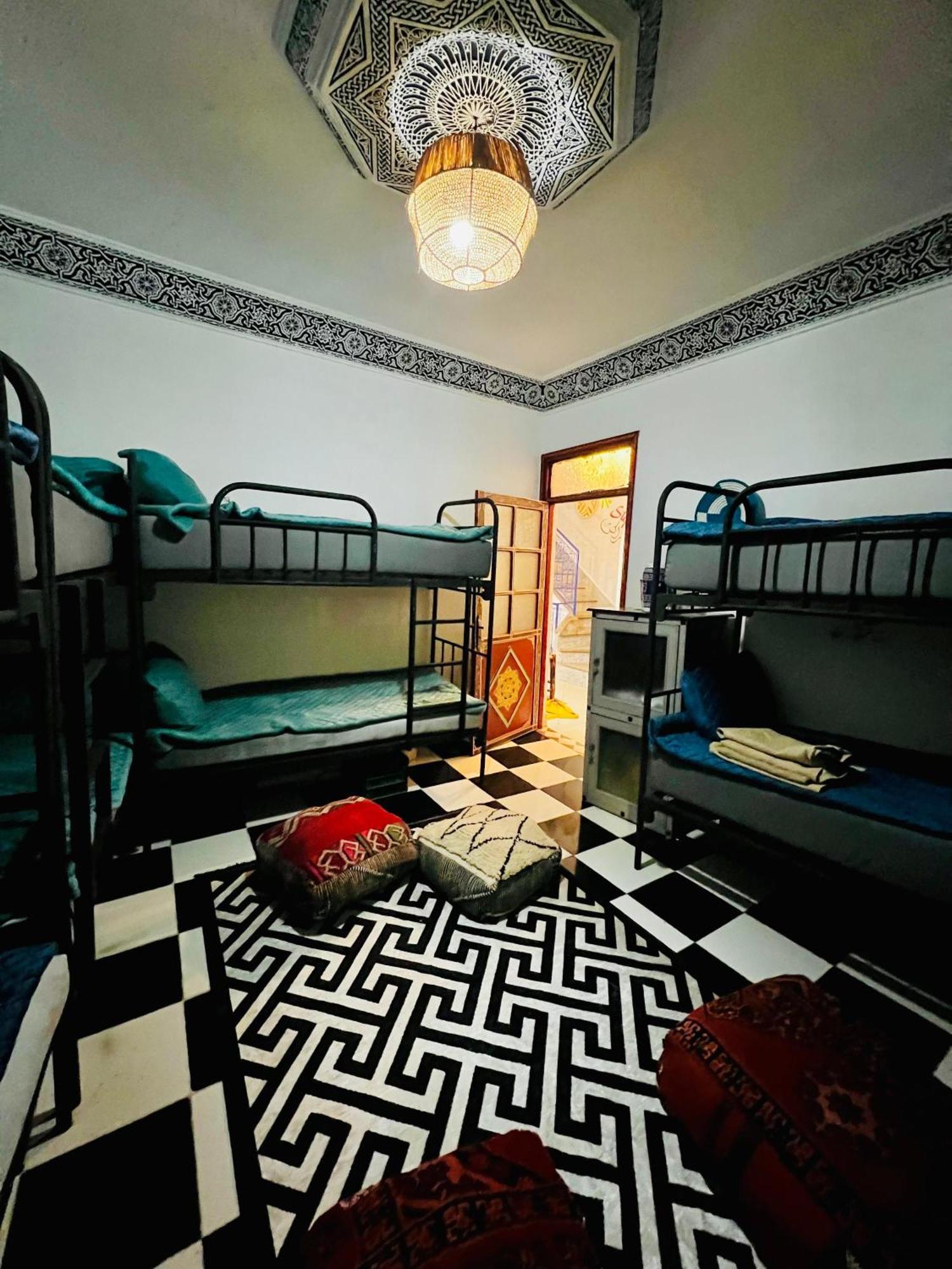 Pikala & Rooftop Bed & Breakfast *