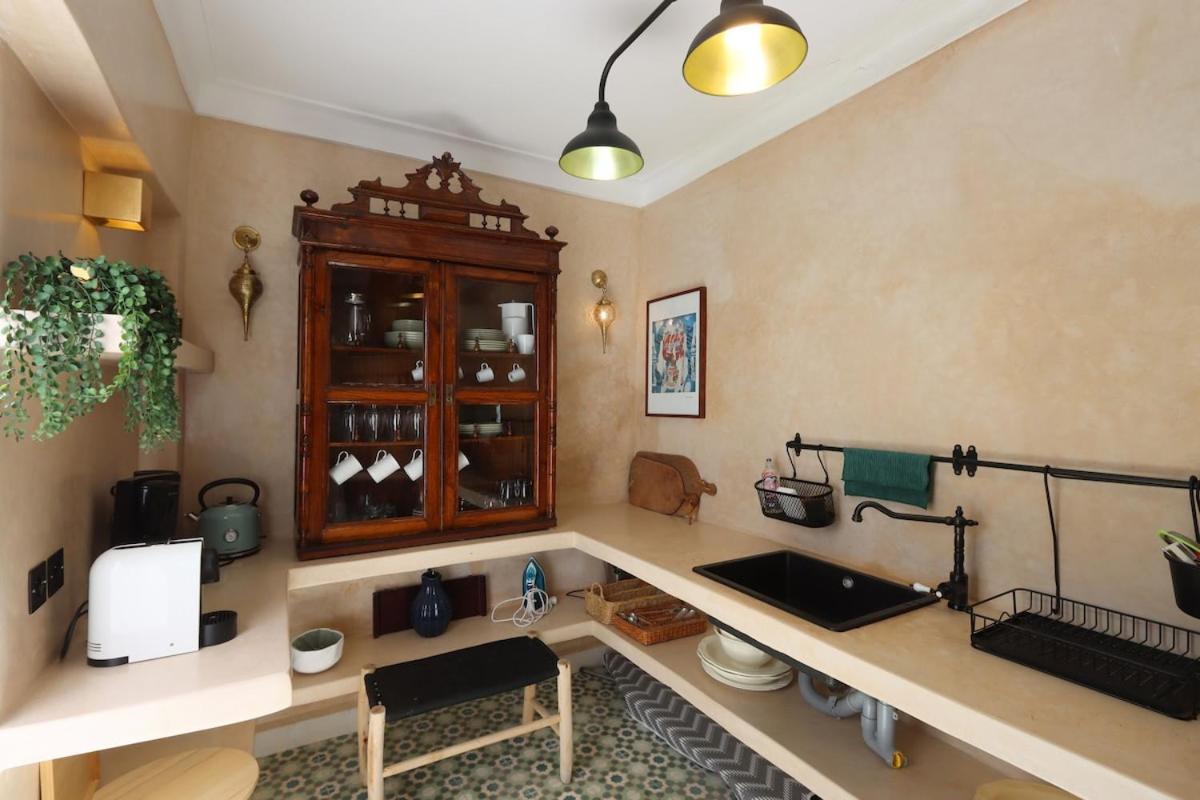 Villa Deariad, Medina, Basin, 2 Bedrooms *