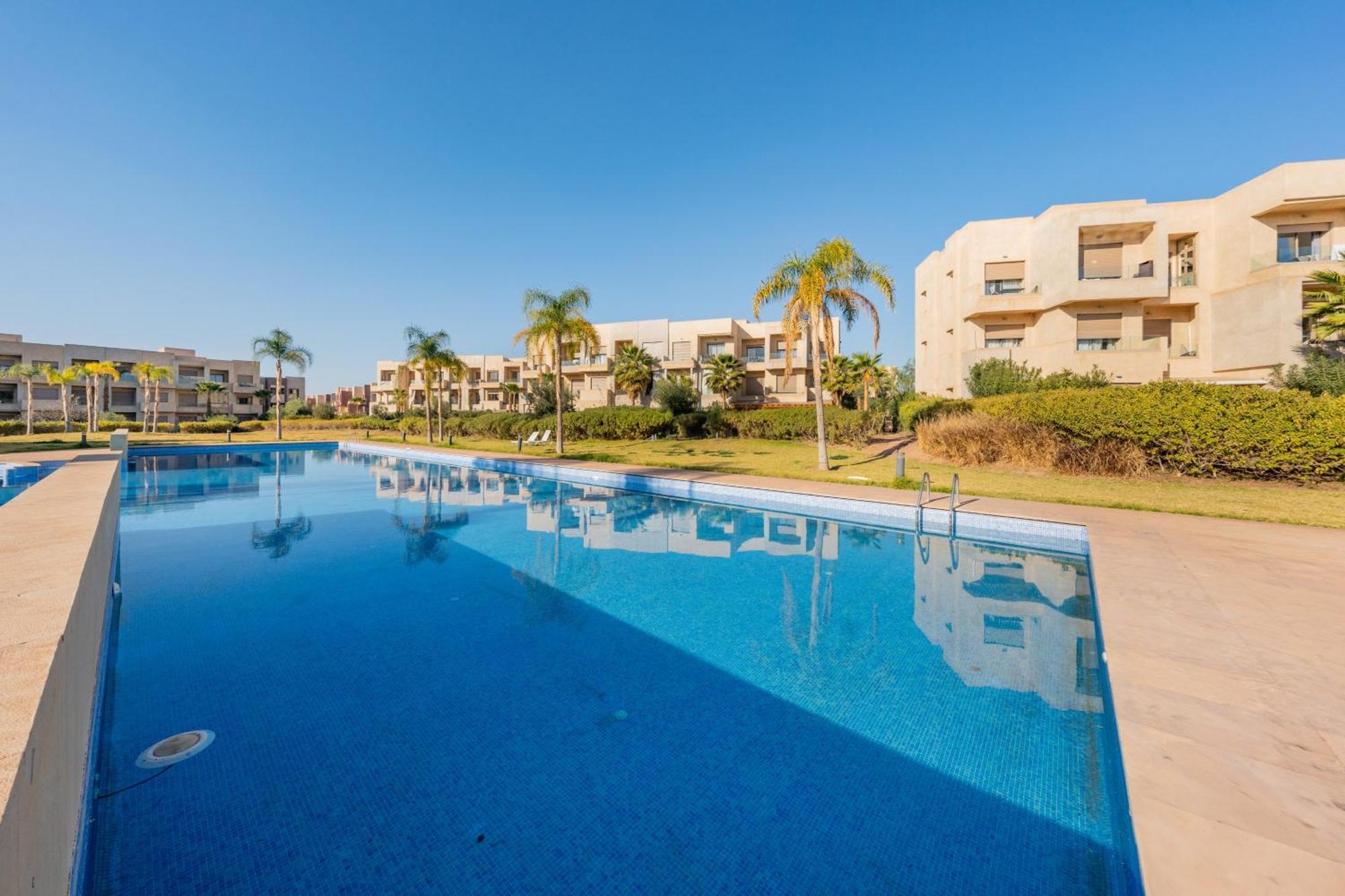 Paisible Avec Piscine Et Pres Du Golf Apartamento *