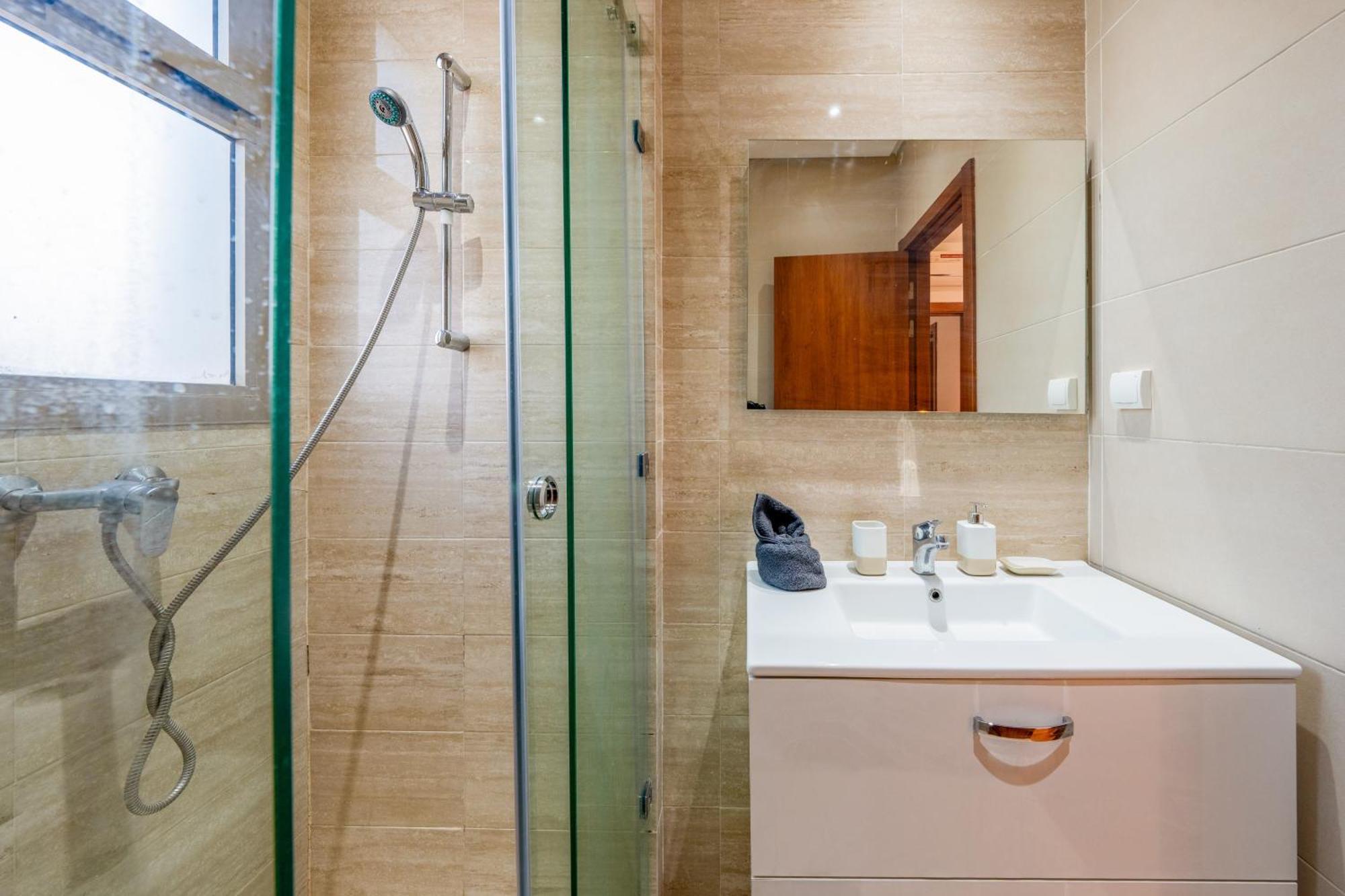 Paisible Avec Piscine Et Pres Du Golf Apartamento