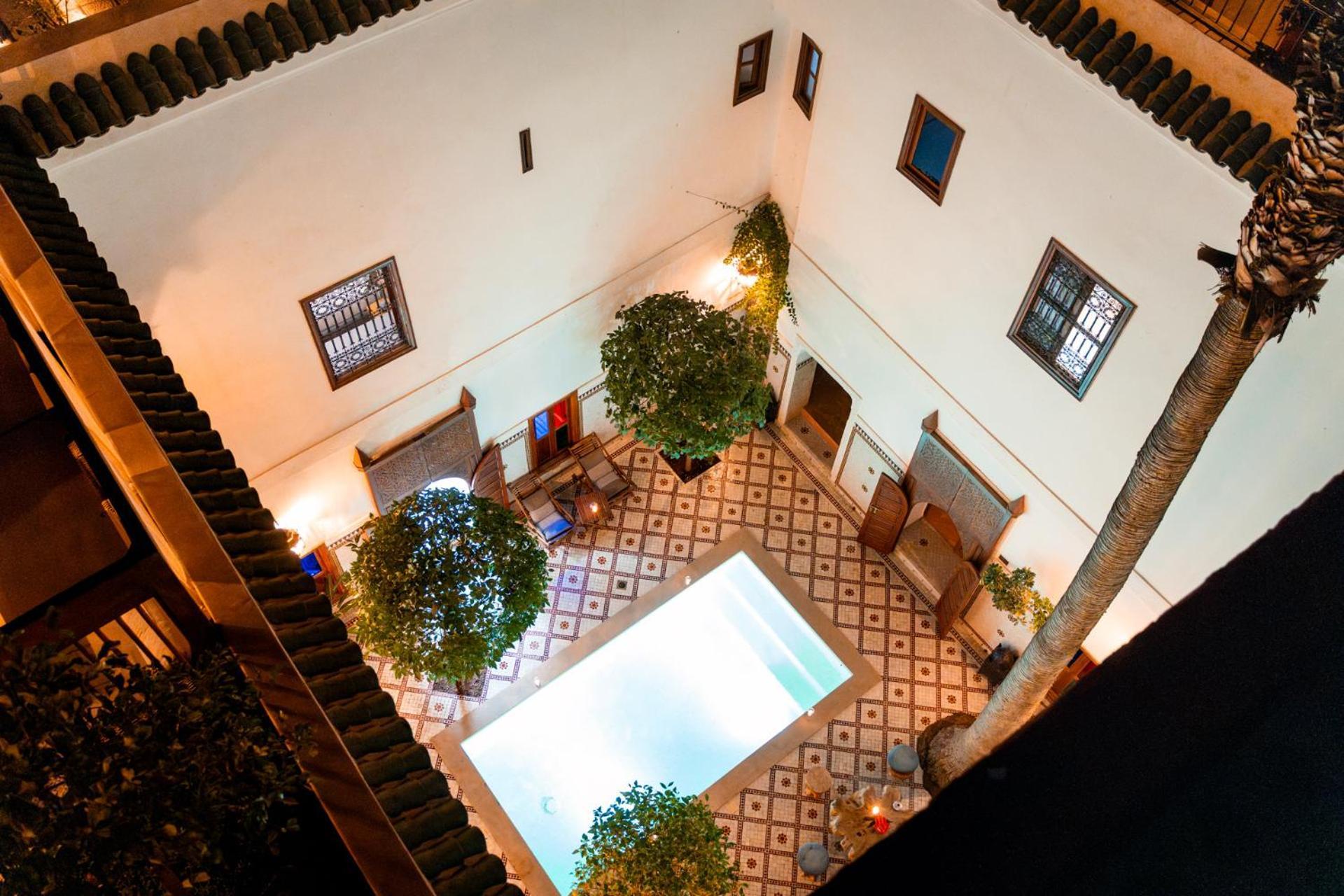 Ysalis Restaurant &