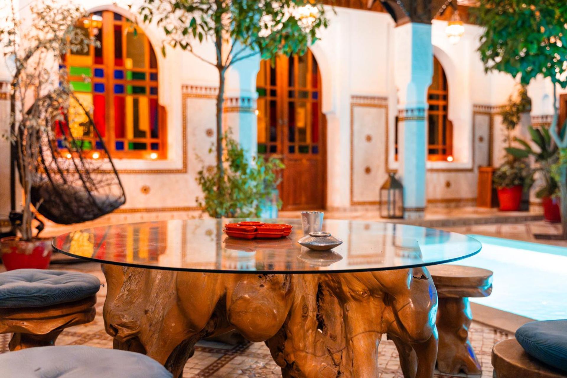 Ysalis Restaurant &