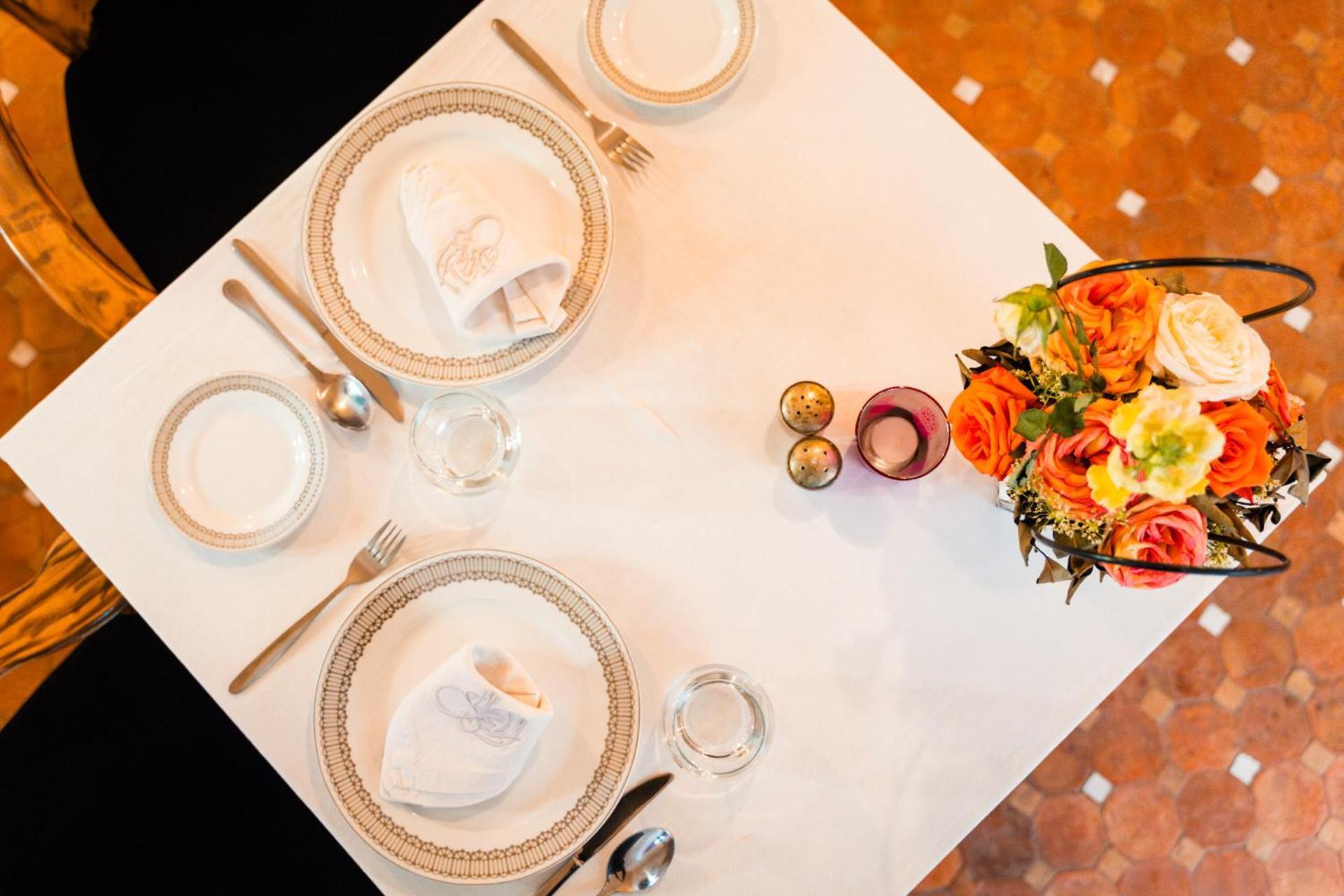 Ysalis Restaurant &