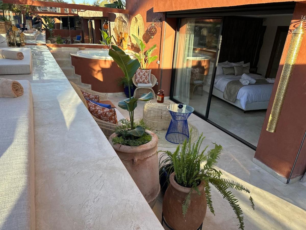 Apartamento Yves Saint Laurent Jacuzzi Elegance *