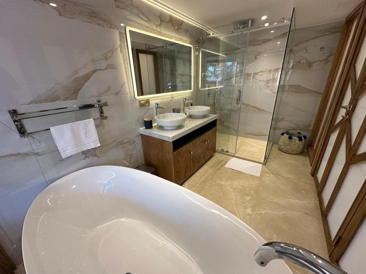Apartamento Yves Saint Laurent Jacuzzi Elegance Marrakesh