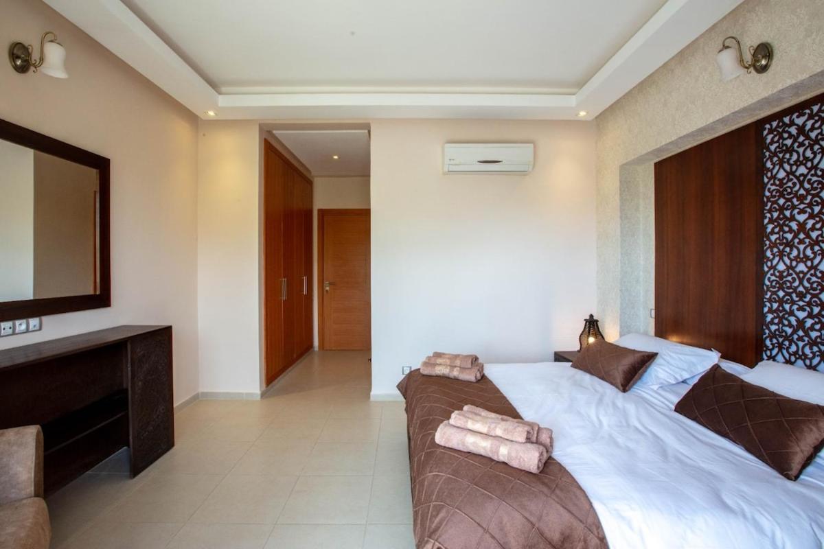 Modern At Golf Noria Pool And Security Villa