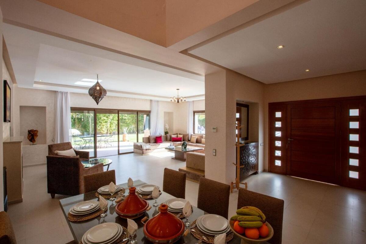 Villa Modern At Golf Noria Pool And Security *