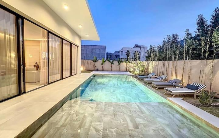 Luxueuse 5 Golf De Noria Villa