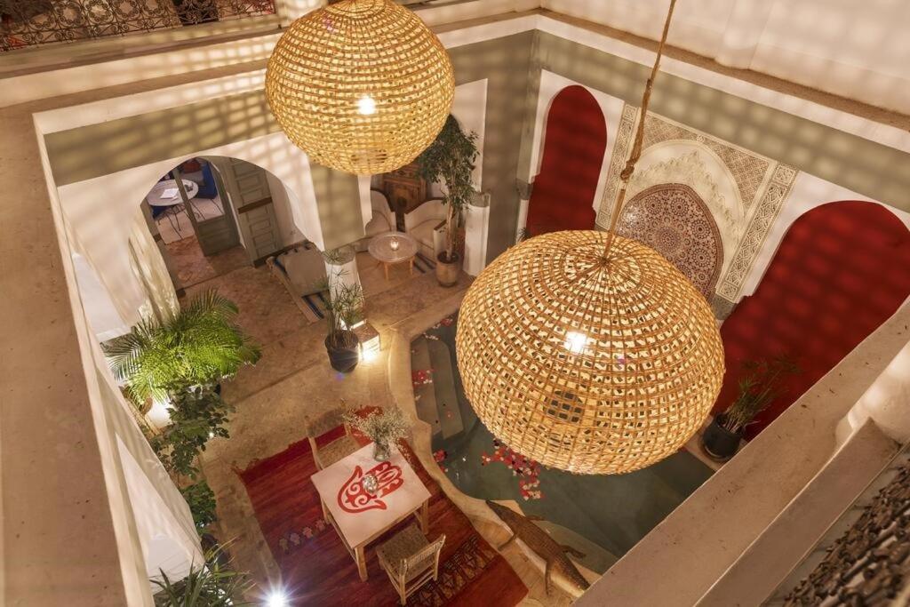Lou, 5 Bedrooms, Private 12 P, Pool, Hammam *