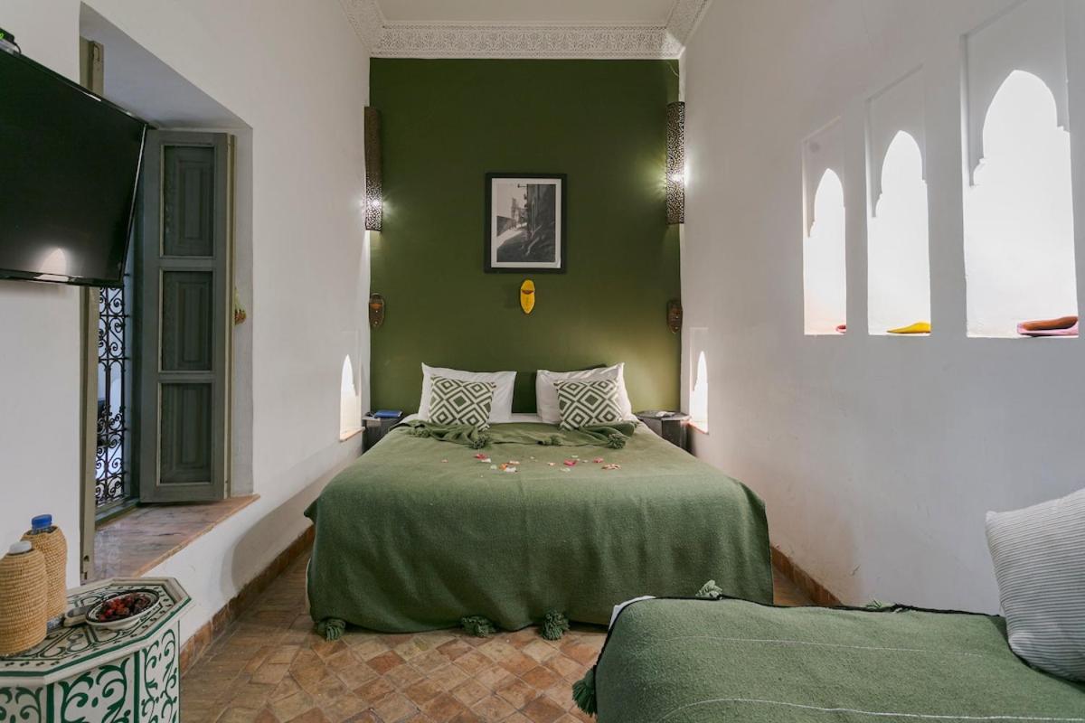 Hébergement de vacances Lou, 5 Bedrooms, Private 12 P, Pool, Hammam