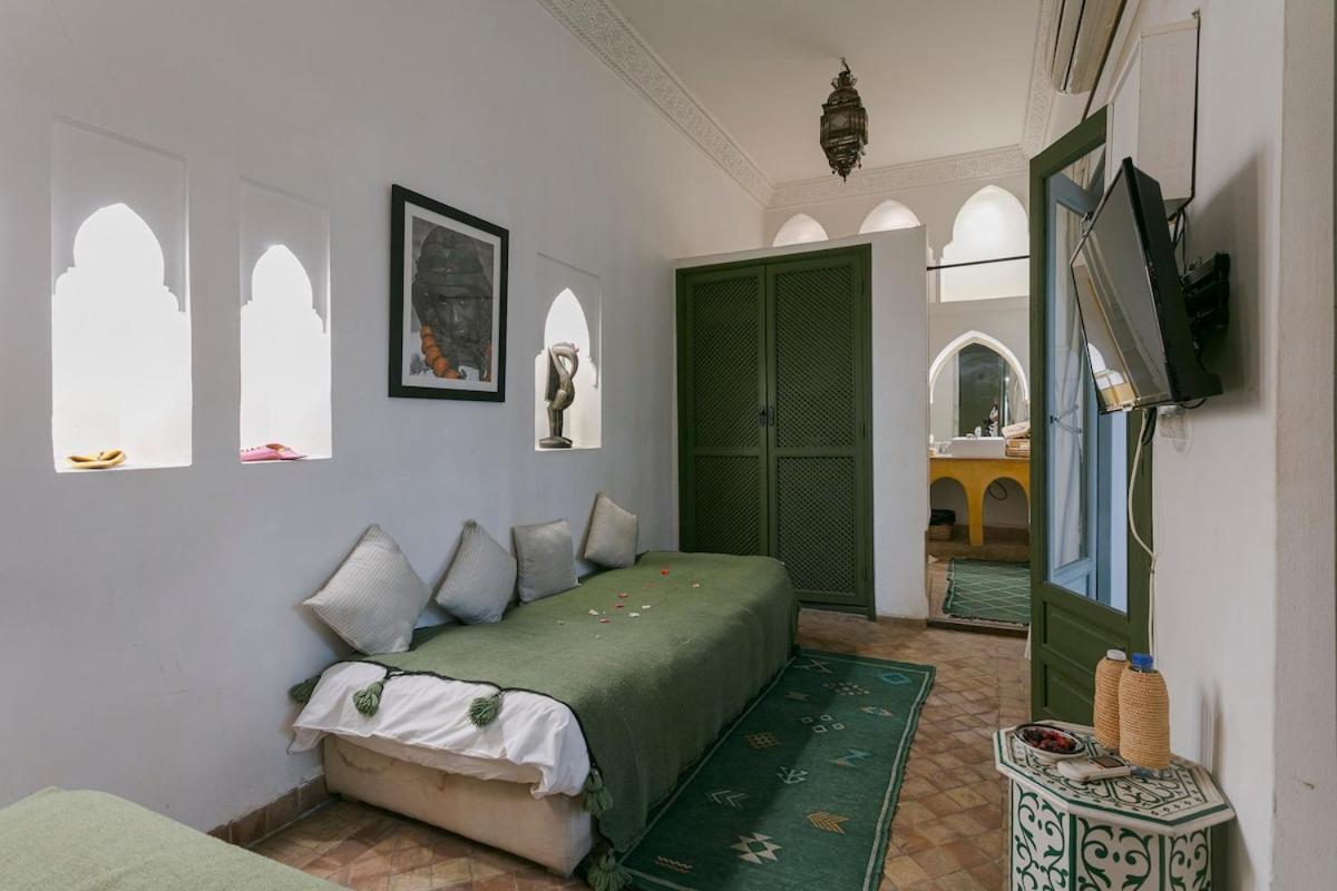 Hébergement de vacances Lou, 5 Bedrooms, Private 12 P, Pool, Hammam Marrakesh