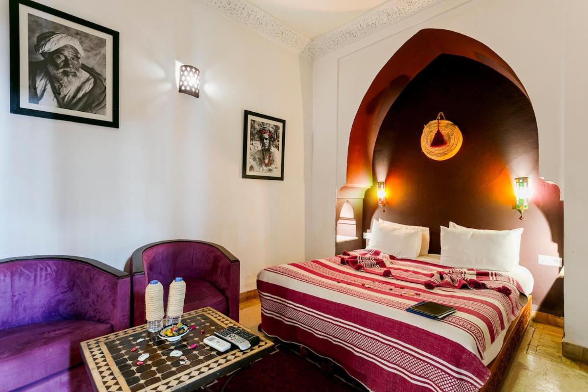 Lou, 5 Bedrooms, Private 12 P, Pool, Hammam Hébergement de vacances *