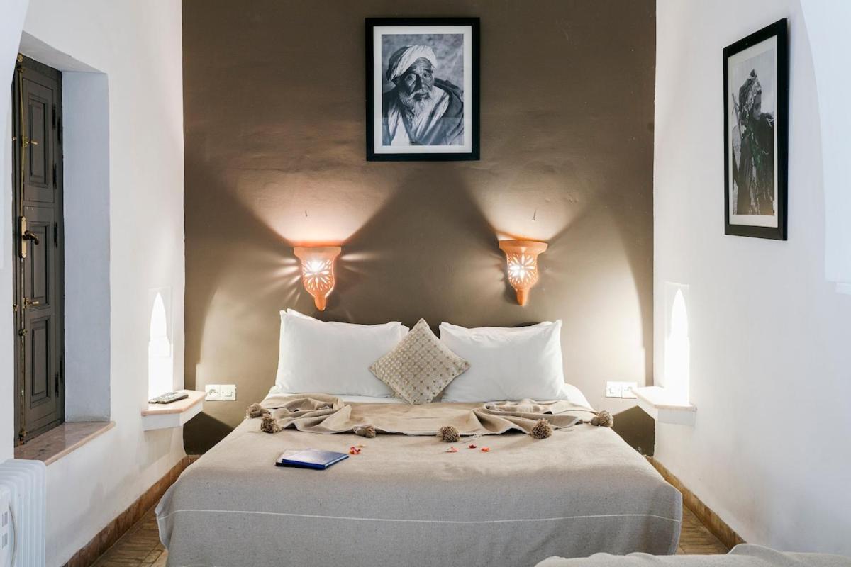 Lou, 5 Bedrooms, Private 12 P, Pool, Hammam Hébergement de vacances