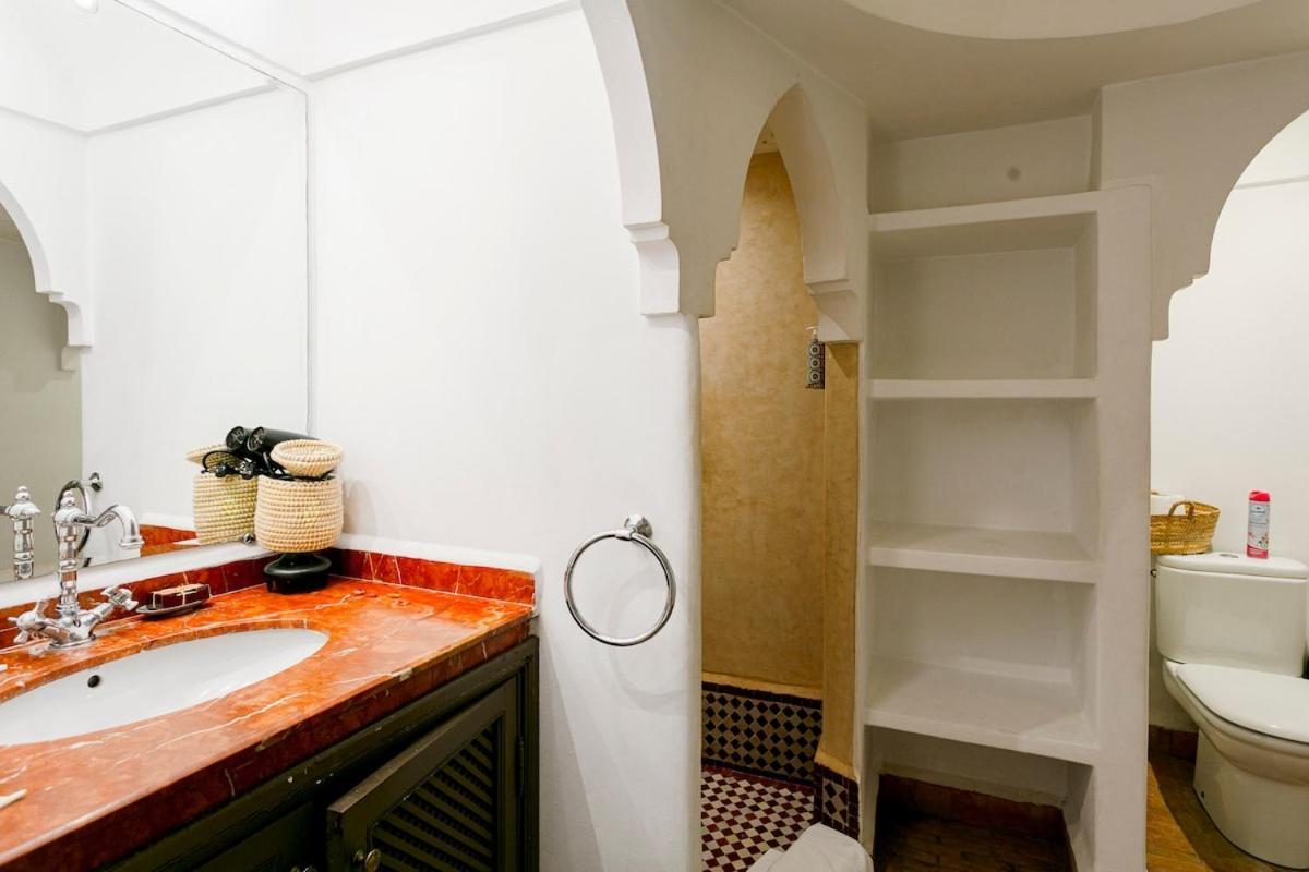 Hébergement de vacances Lou, 5 Bedrooms, Private 12 P, Pool, Hammam