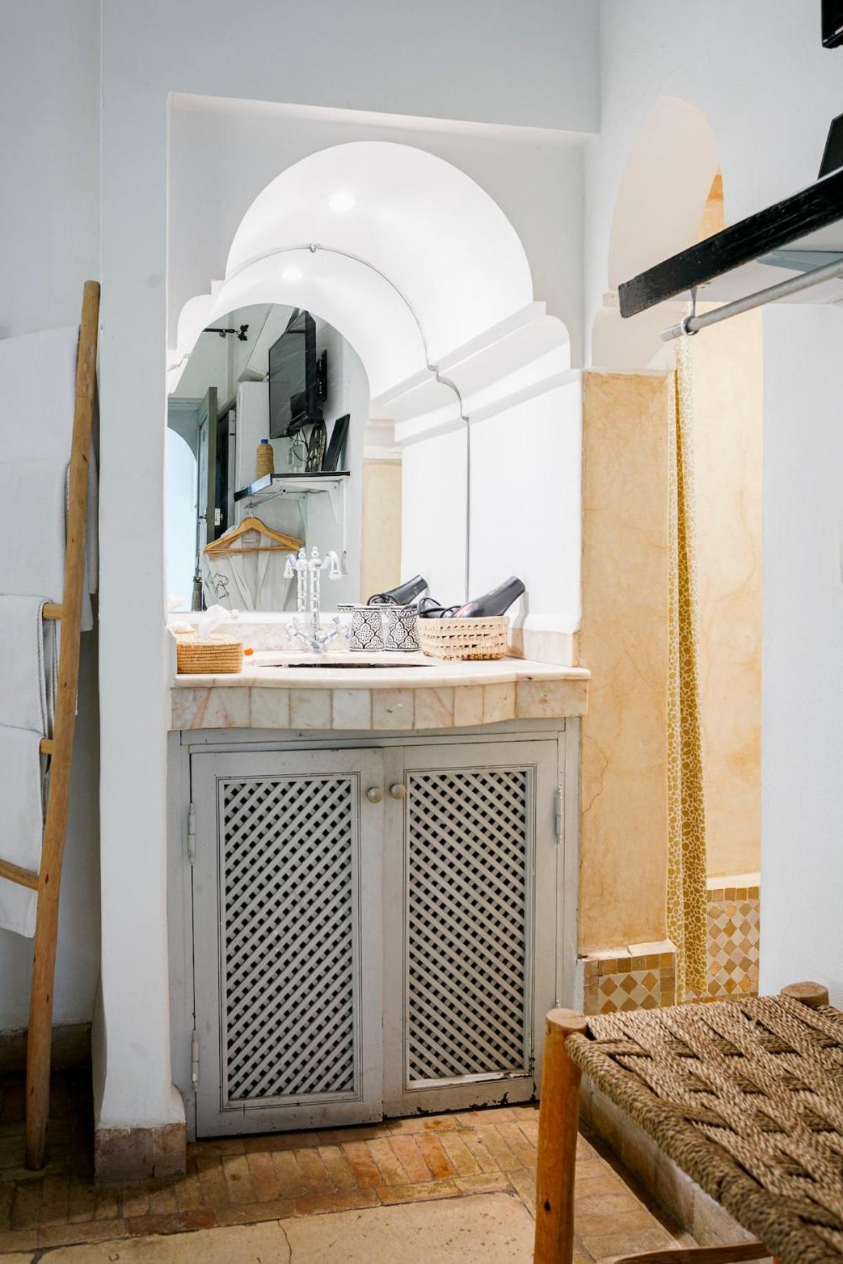 Lou, 5 Bedrooms, Private 12 P, Pool, Hammam