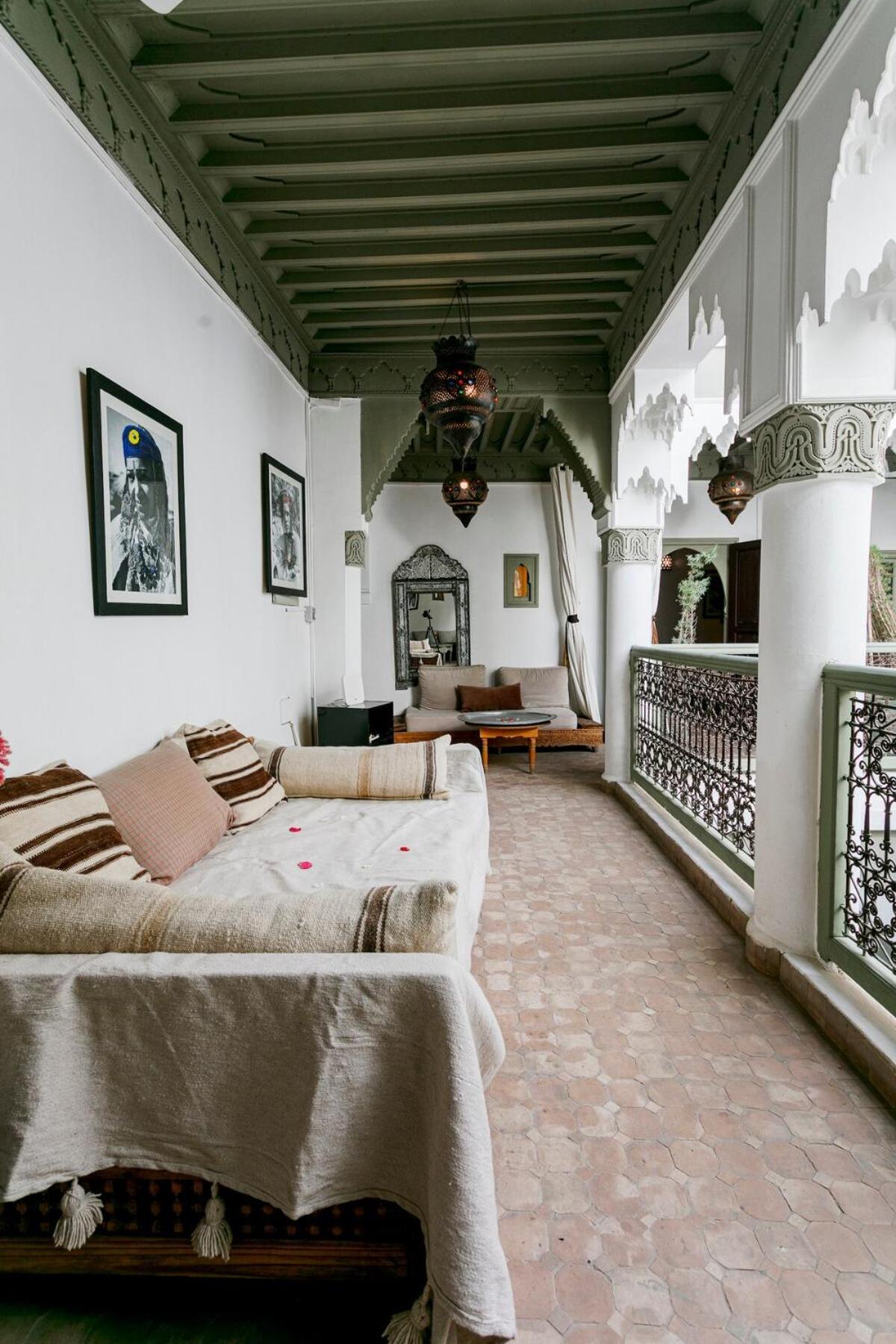Lou, 5 Bedrooms, Private 12 P, Pool, Hammam Hébergement de vacances Marrakesh