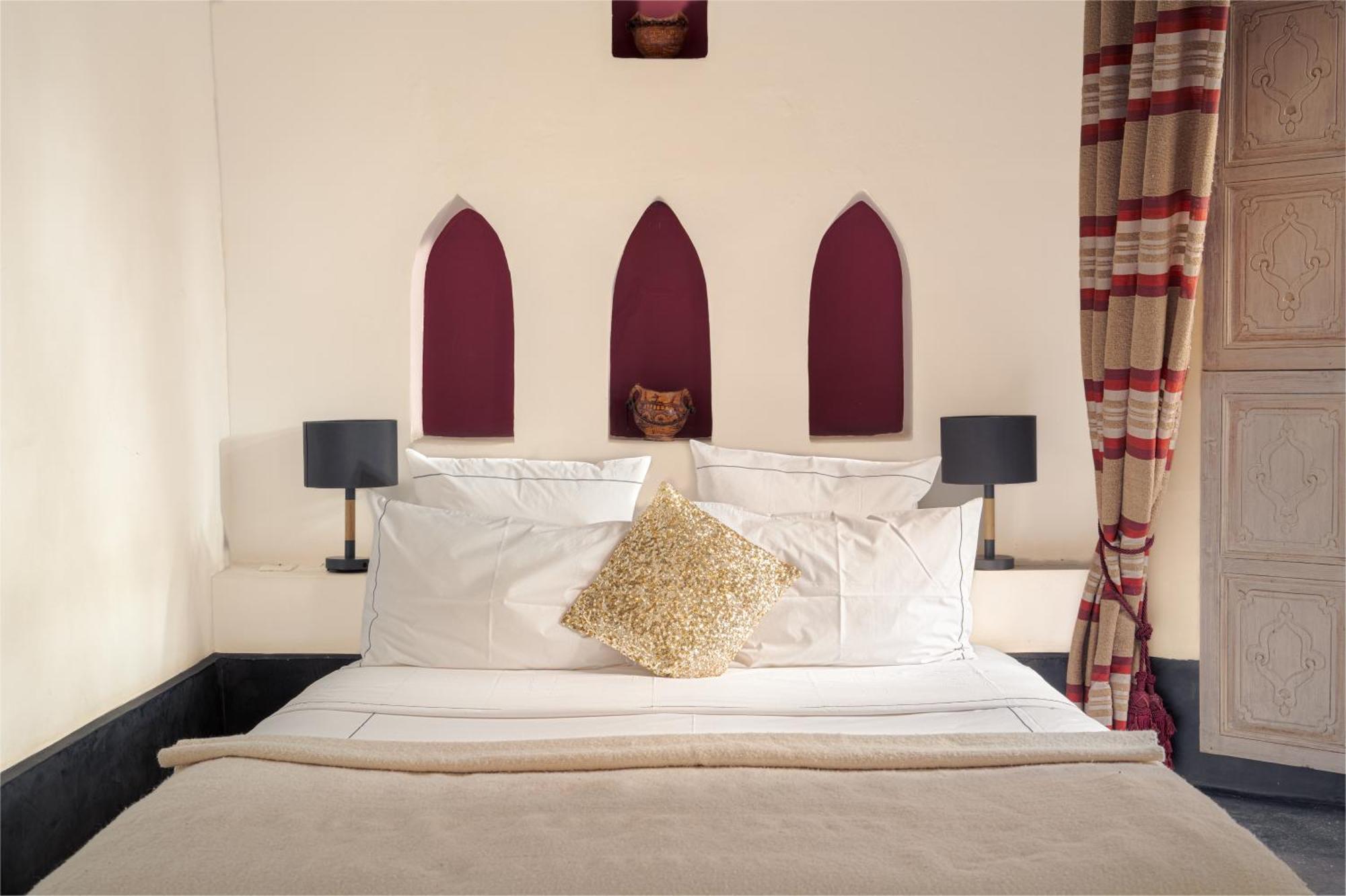 Gasthuis Les Hirondelles Boutique 4*