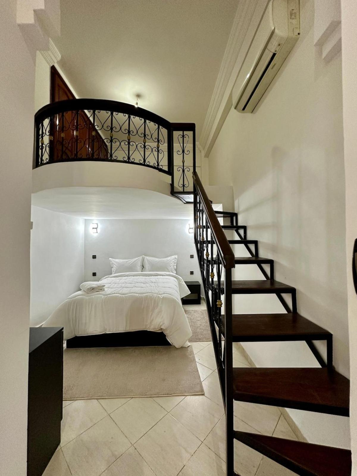 Modern & Chic Duplex Near The Center, Brand New Appartement Marrakesh