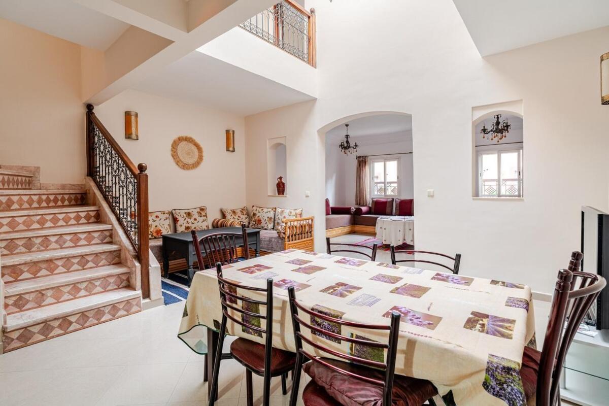 Golden Palm 2 Apartment